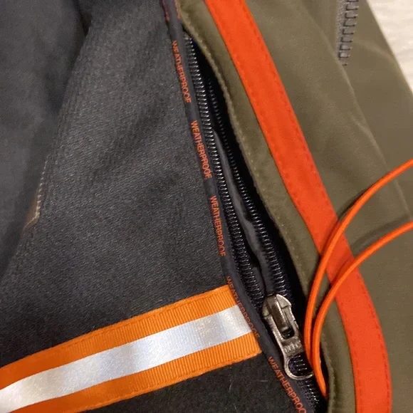 Waterproof Garment Company Man Jacket size M length 30” bust 40” excellent - Picture 16 of 17